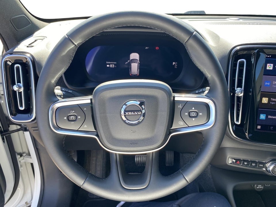 Volvo EX40 Extended Range Plus 5d
