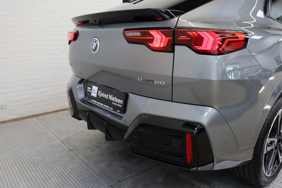 BMW iX2 eDrive20 M-Sport Premium 5d