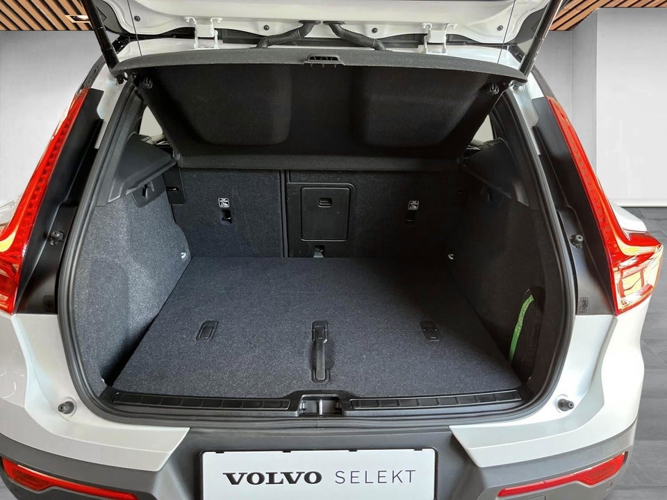 Volvo XC40 P6 ReCharge Plus 5d