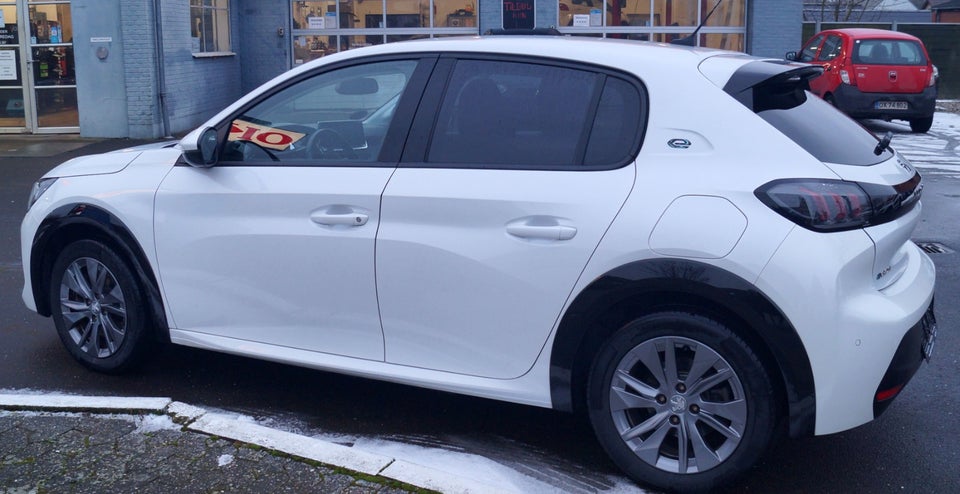 Peugeot e-208 50 Allure 5d