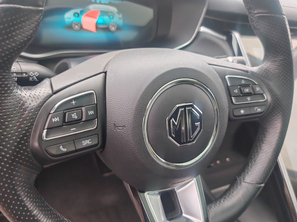 MG Marvel R Luxury 5d