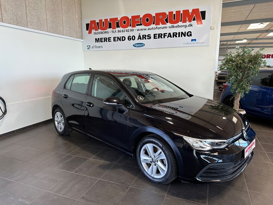 VW Golf VIII 1,5 TSi 130 Life 5d