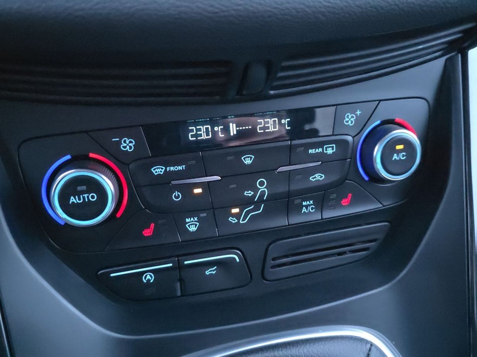 Ford Kuga 1,5 EcoBoost Titanium 5d