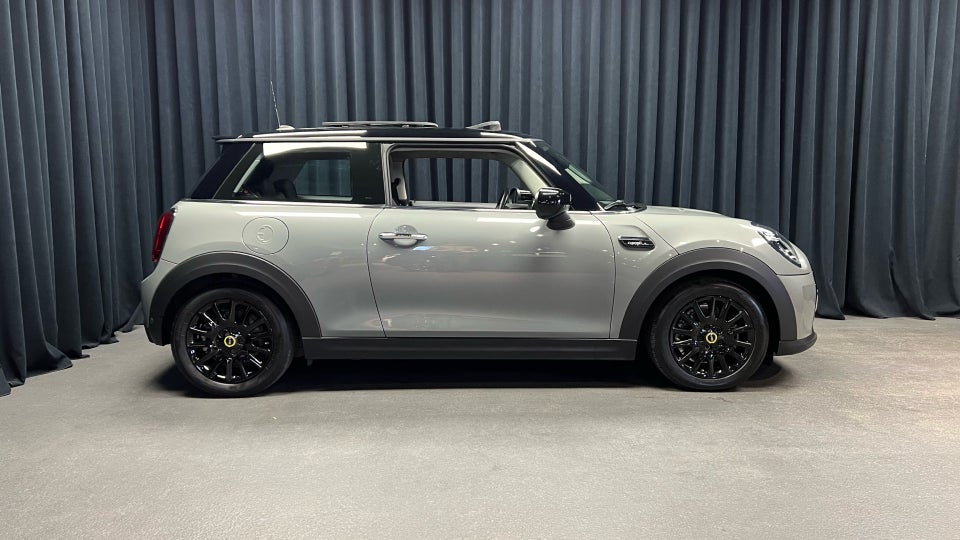 MINI Cooper SE Camden Edition 3d