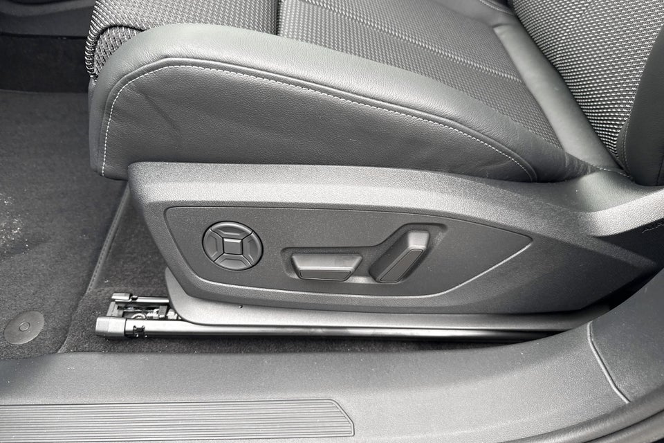 Audi Q4 e-tron 45 S-line Edition 5d