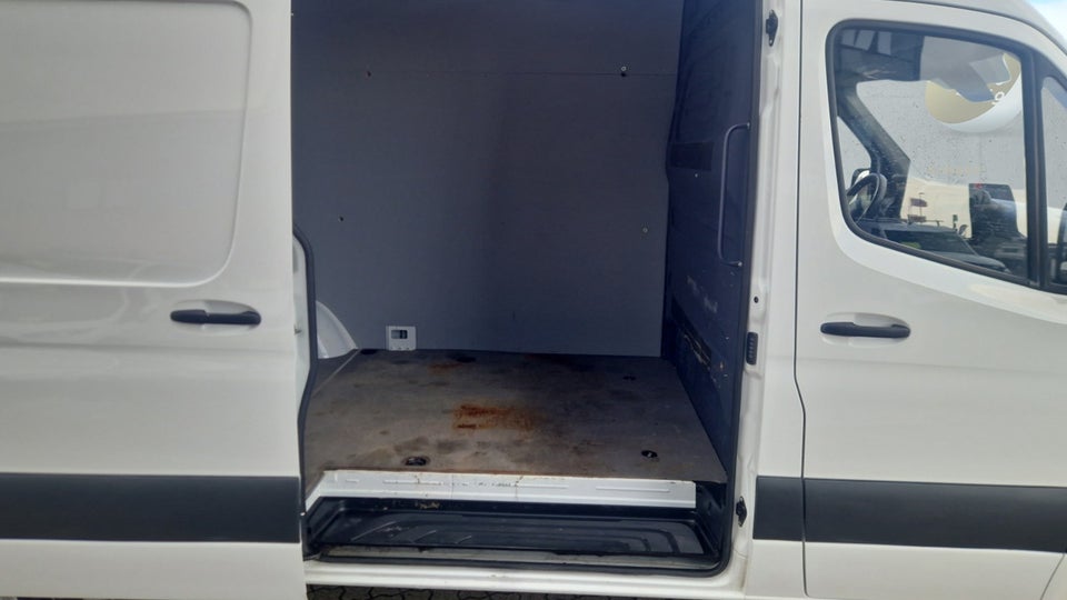 Mercedes Sprinter 317 2,0 CDi A2 Kassevogn aut. RWD