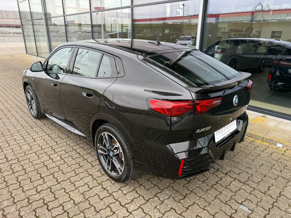 BMW iX2 eDrive20 M-Sport Premium 5d