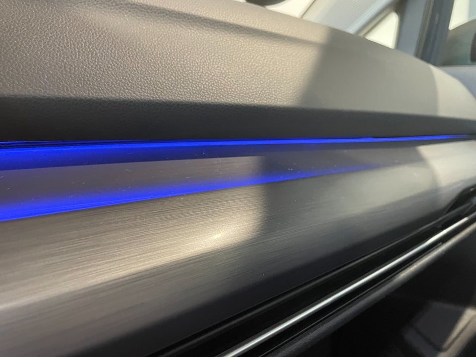 VW Golf VIII 1,4 eHybrid DSG 5d