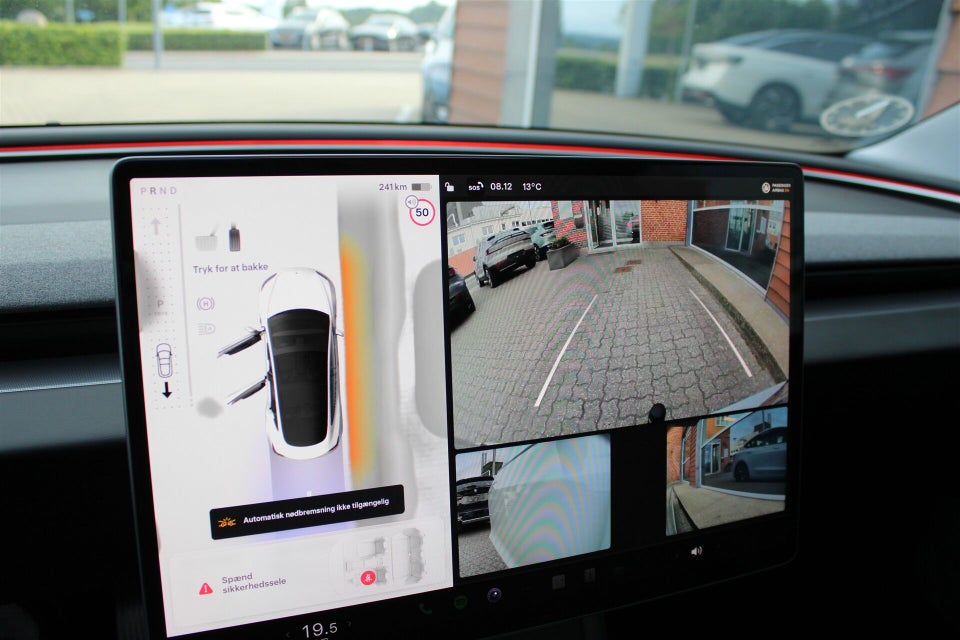 Tesla Model 3 Long Range AWD 4d