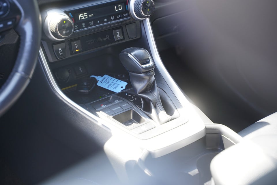 Toyota RAV4 2,5 Hybrid H3 Style MDS 5d