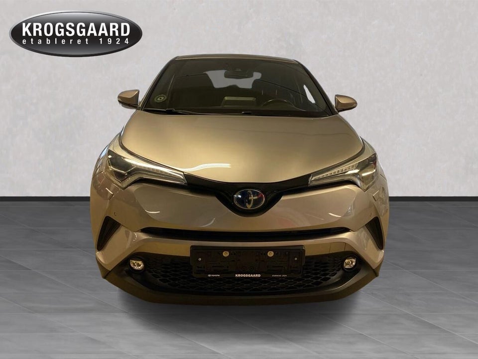 Toyota C-HR 1,8 Hybrid Premium Selected CVT 5d