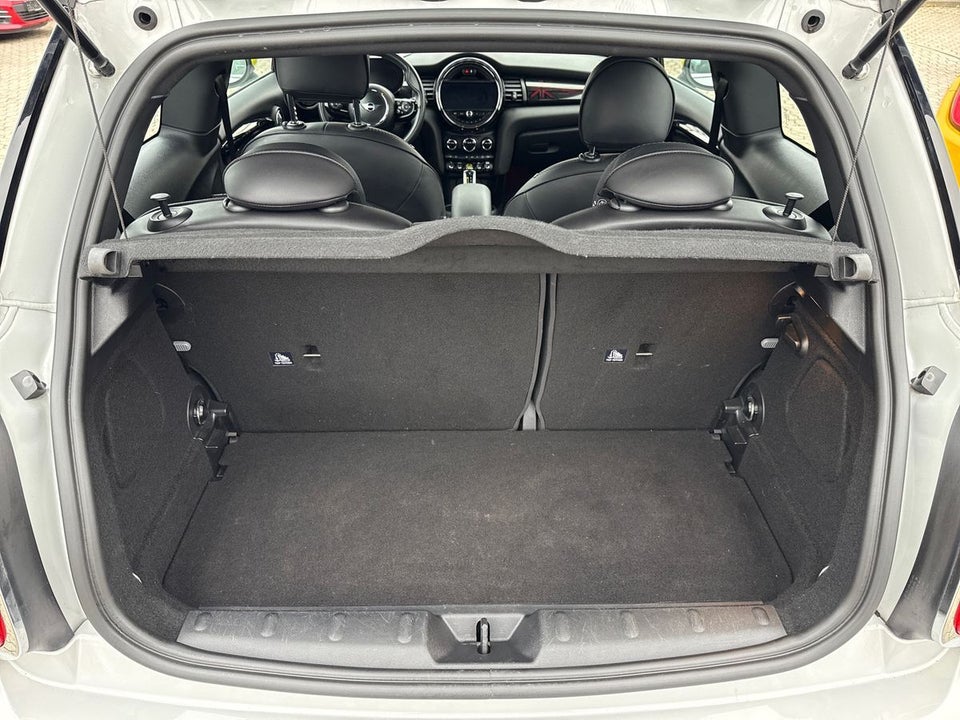 MINI Cooper SE Trim XL 3d