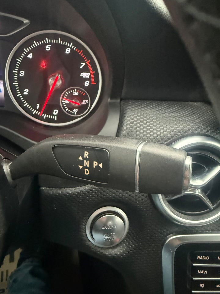 Mercedes A200 1,6 AMG Line aut. 5d