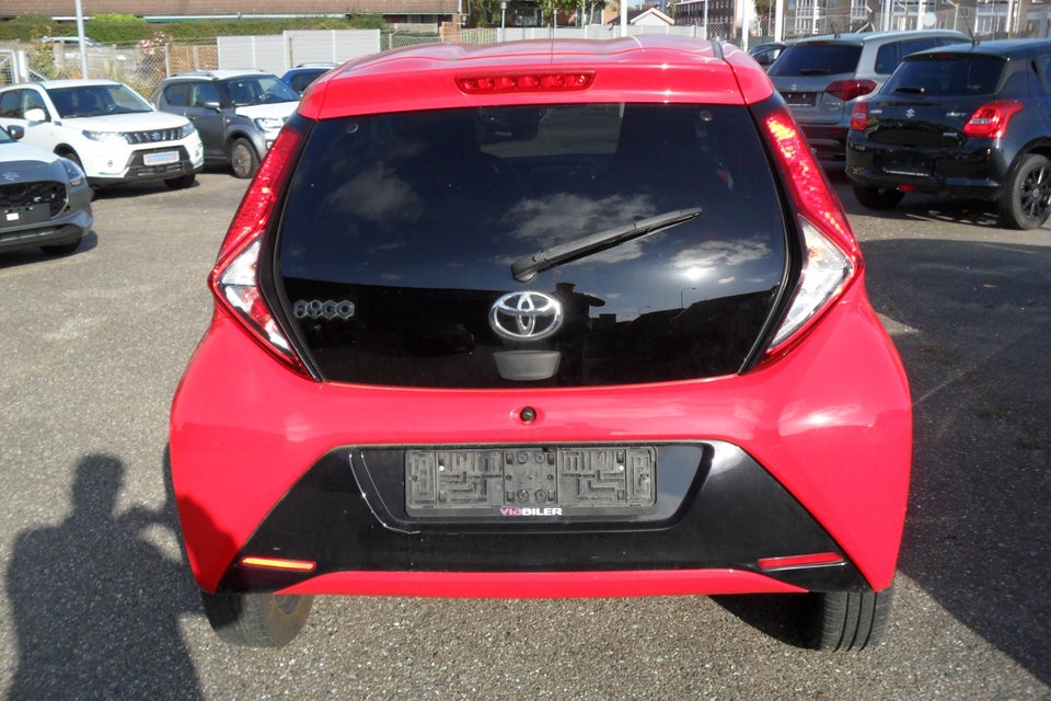 Toyota Aygo 1,0 VVT-i x-style 5d