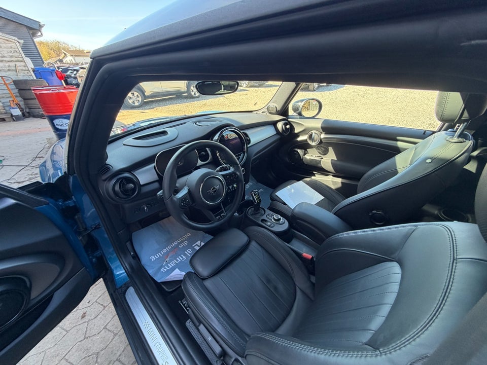 MINI Cooper SE Maximise 3d