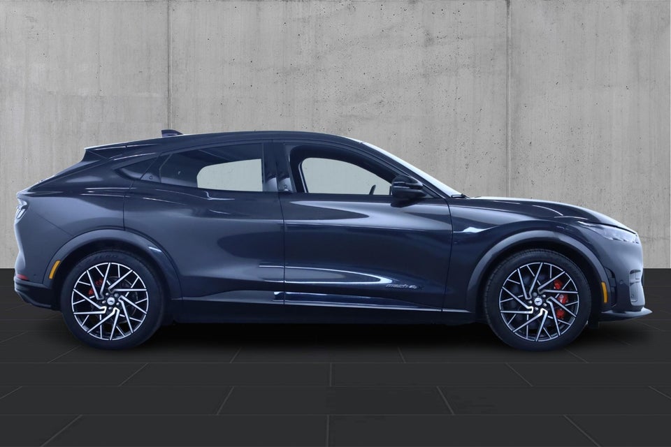 Ford Mustang Mach-E 88 GT Extended Range AWD 5d