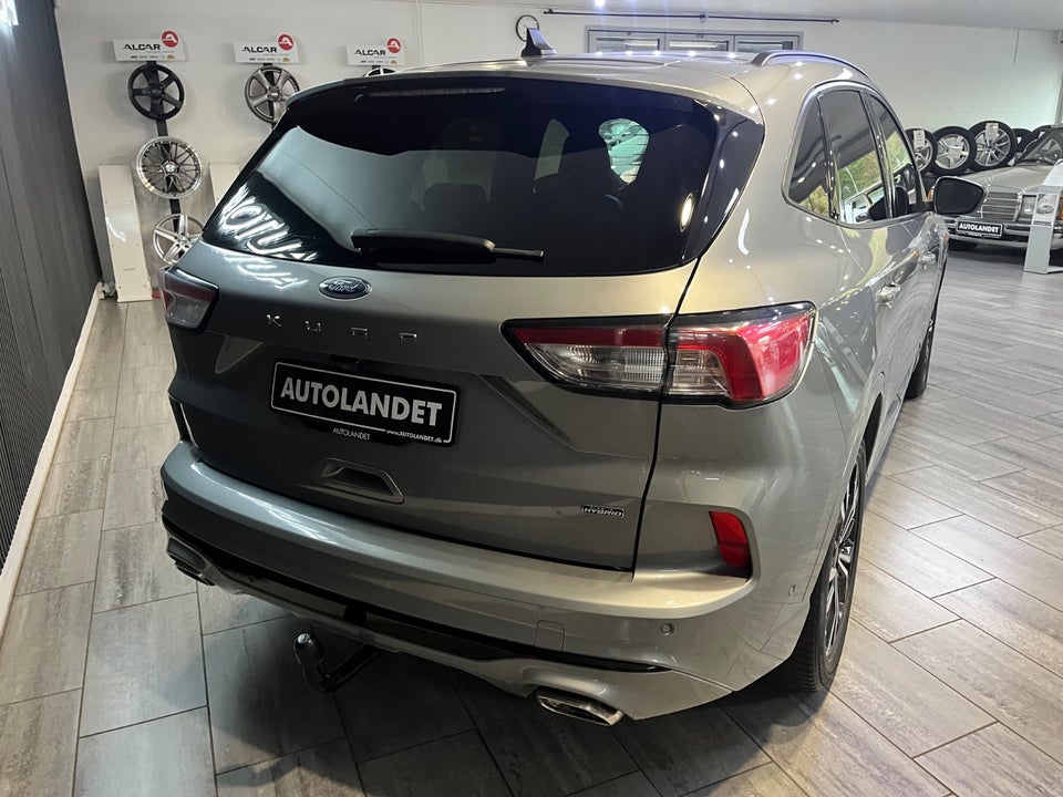 Ford Kuga 2,5 PHEV ST-Line X CVT 5d