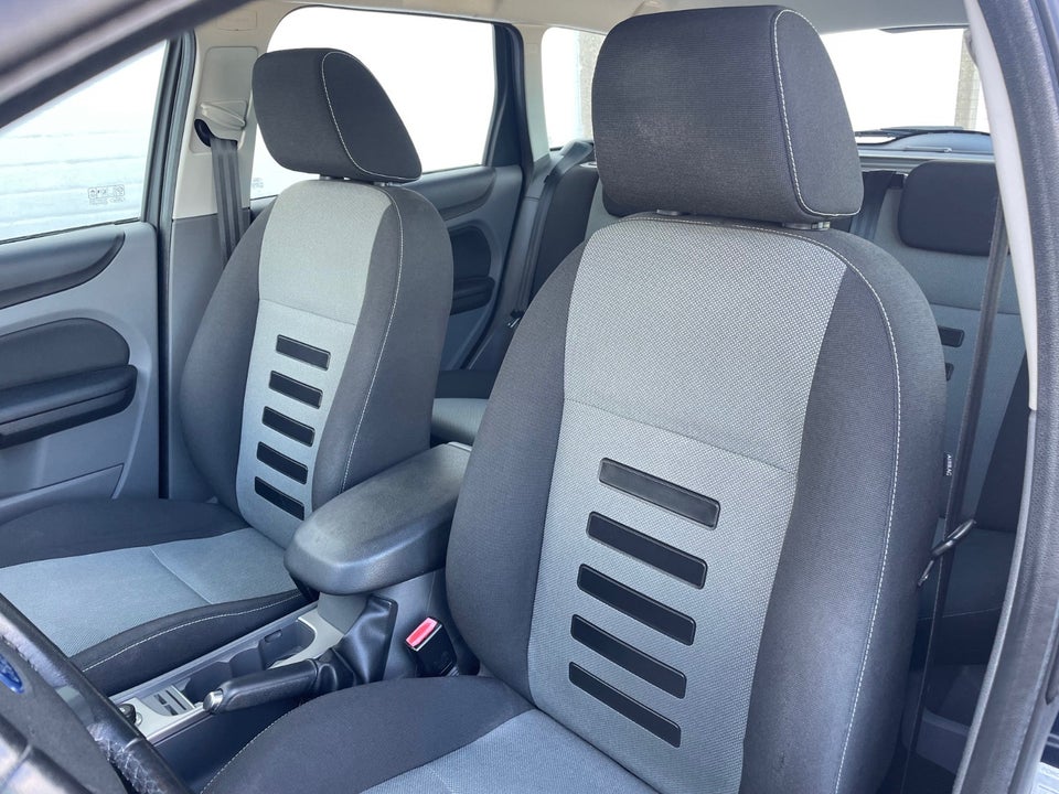 Ford Focus 1,6 Trend Collection stc. 5d