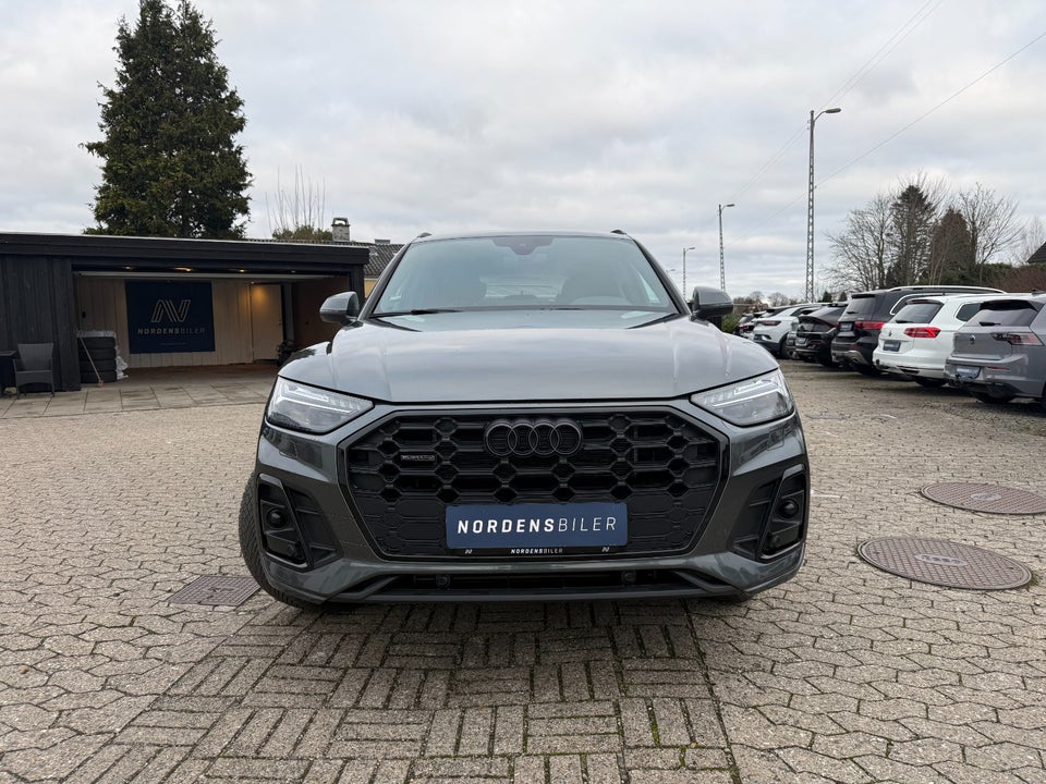 Audi Q5 50 TFSi e S-line quattro S-tr. 5d