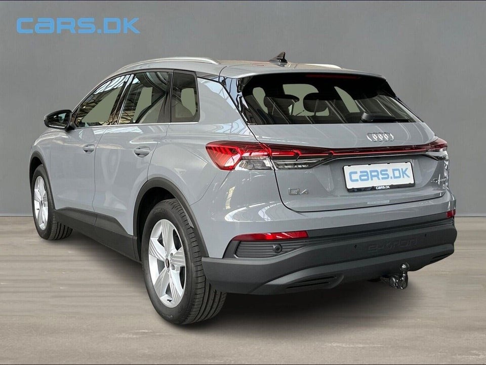 Audi Q4 e-tron 45 Progress 5d