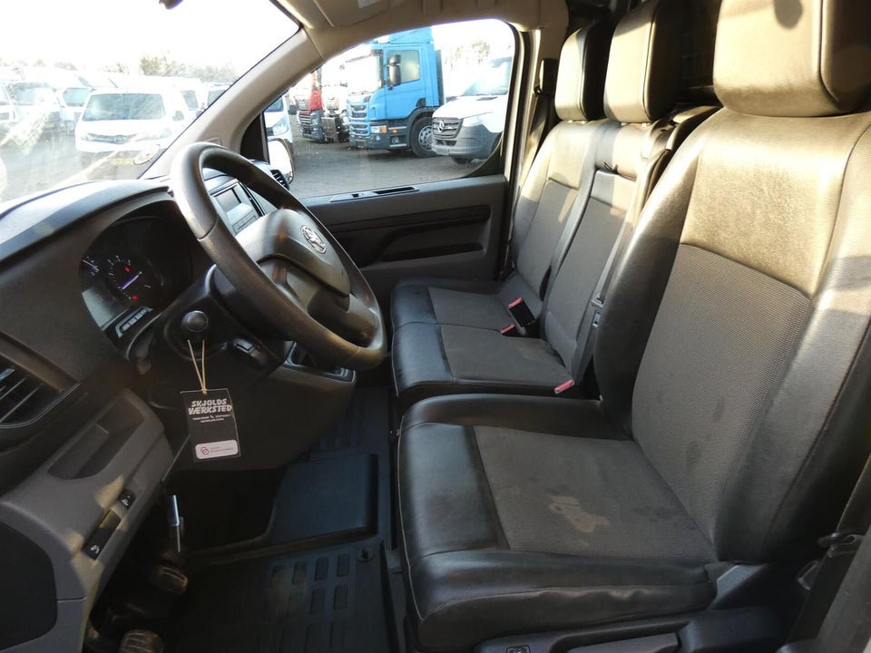 Toyota ProAce 2,0 D 120 Long Comfort 5d