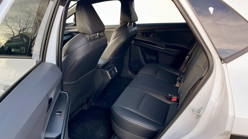 Toyota bZ4X 73 Executive 5d