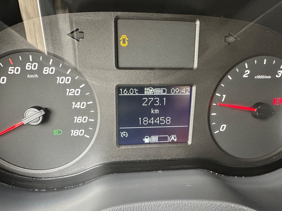 Mercedes Sprinter 317 2,0 CDi A3 Kassevogn RWD