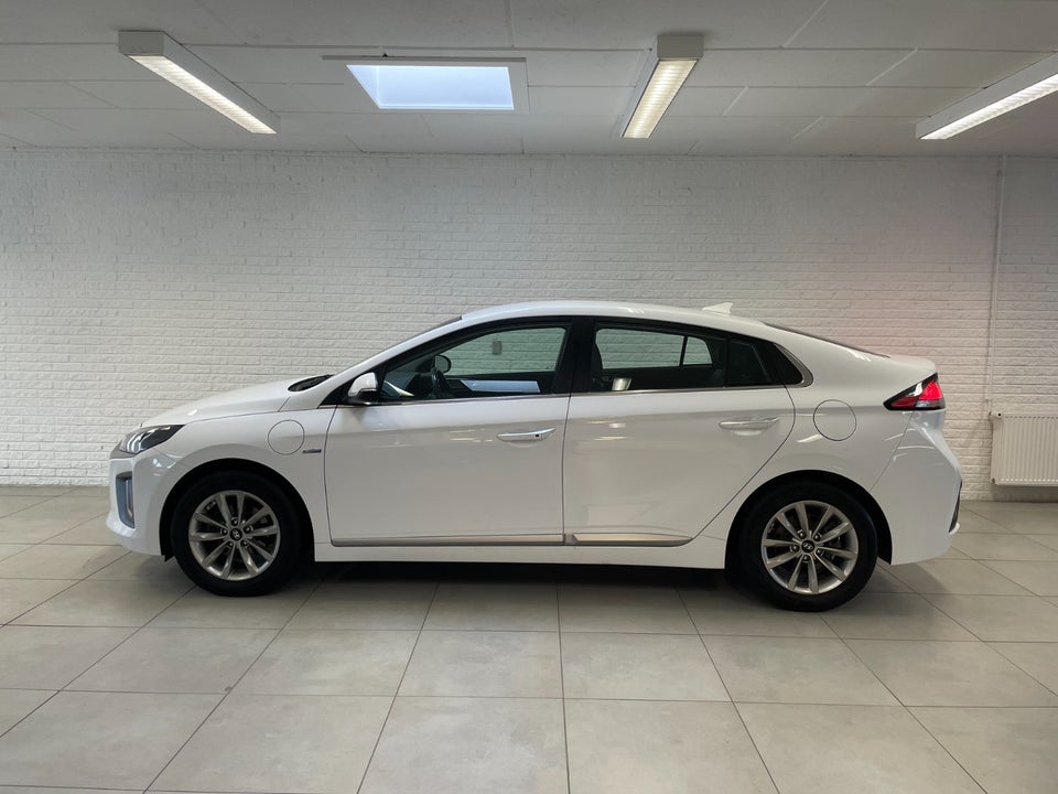 Hyundai Ioniq 1,6 PHEV Premium+ DCT 5d