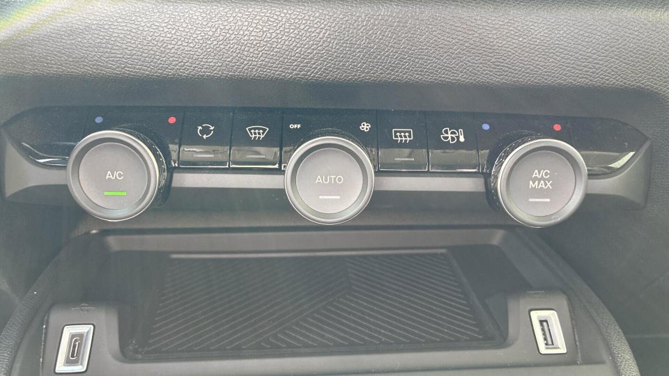 Citroën ë-C4 X 54 Plus 4d