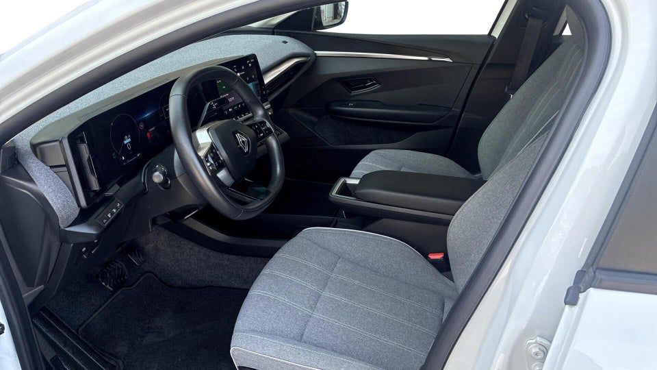 Renault Megane E-Tech 40 Equilibre 5d