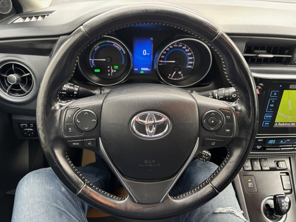 Toyota Auris 1,8 Hybrid H2 Comfort Touring Sports CVT 5d