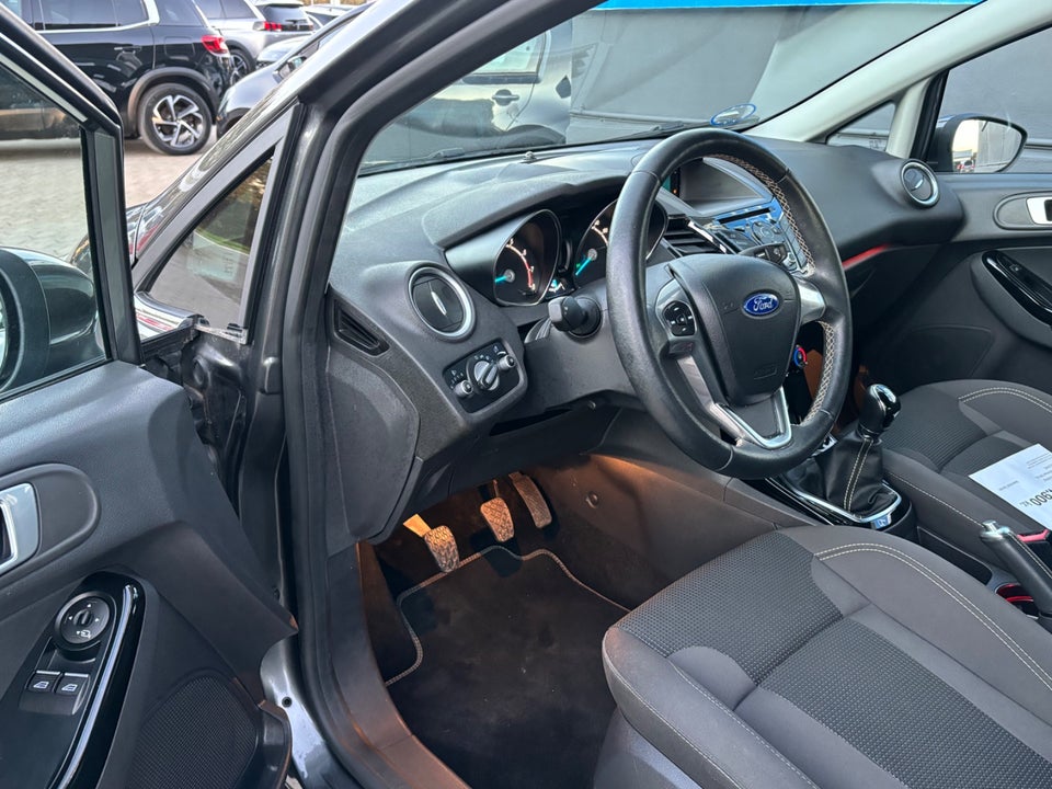 Ford Fiesta 1,0 SCTi 100 Titanium 5d