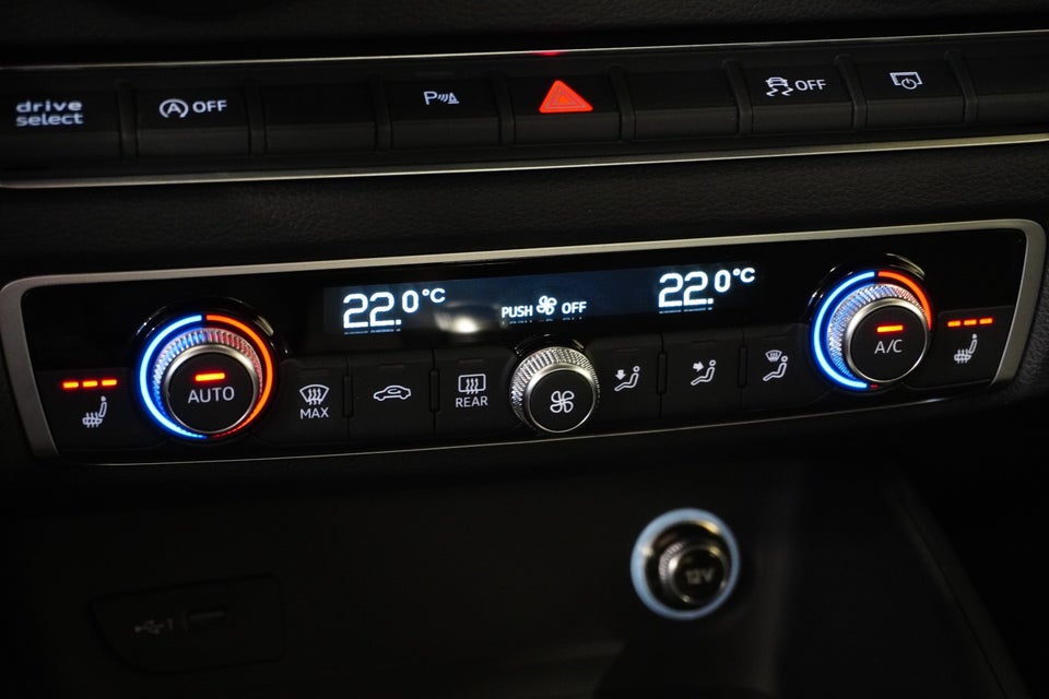 Audi A3 35 TFSi Sport Limited S-tr. 4d