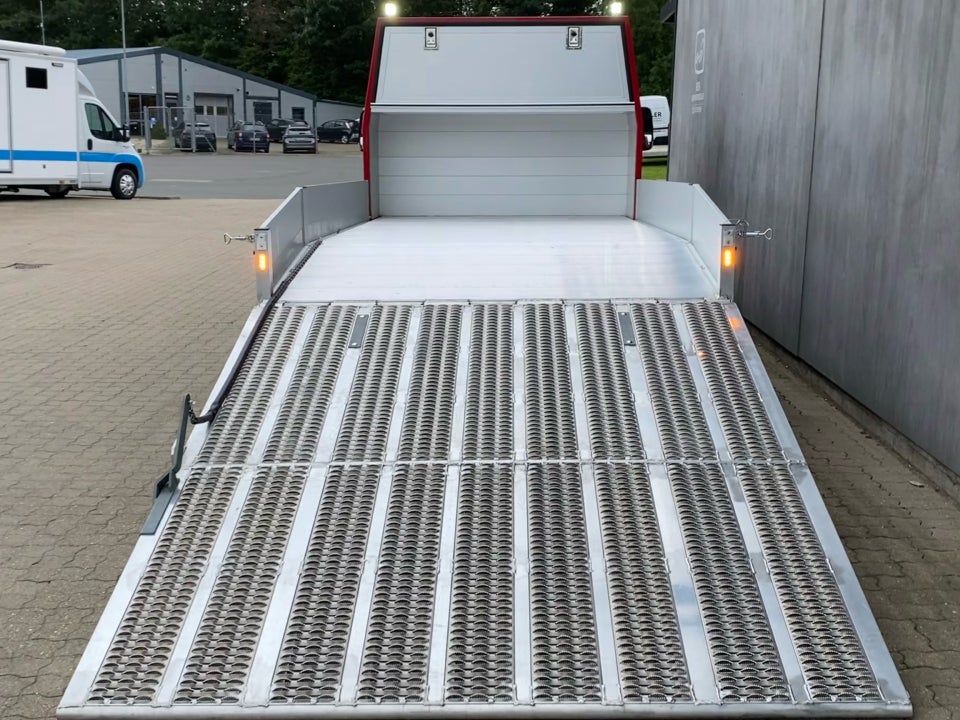 Iveco Daily 2,3 35S14 12m³ Van