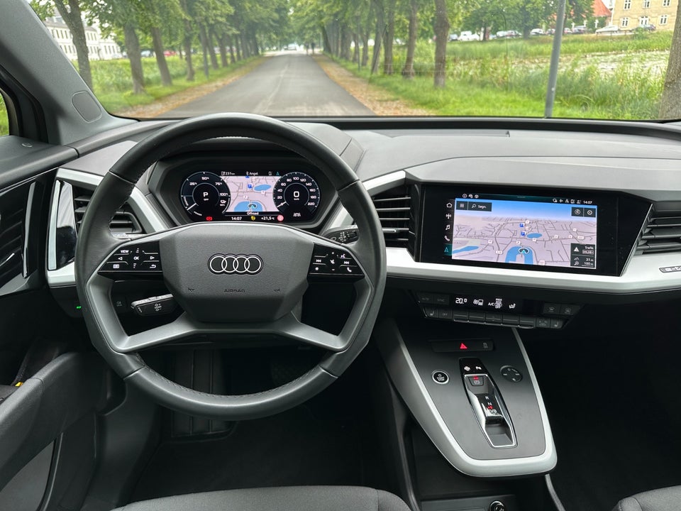 Audi Q4 e-tron 35  5d