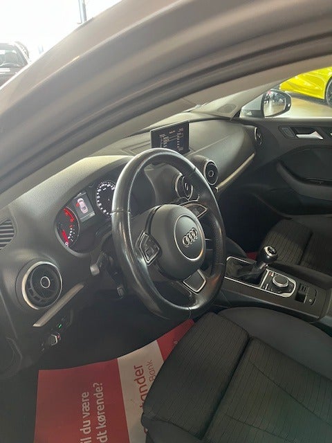 Audi A3 1,4 TFSi 150 Attraction 4d