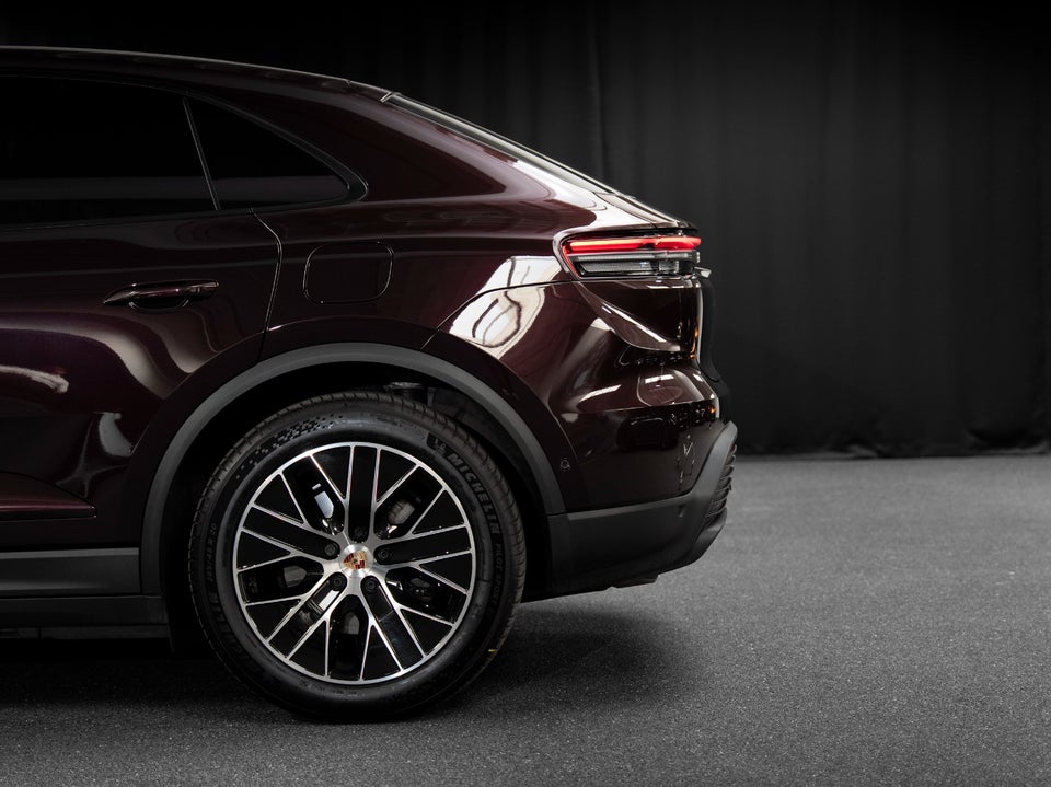 Porsche Macan 5d