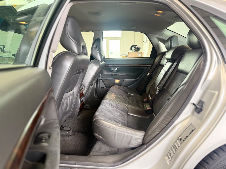 Volvo S80 2,4 aut. 4d