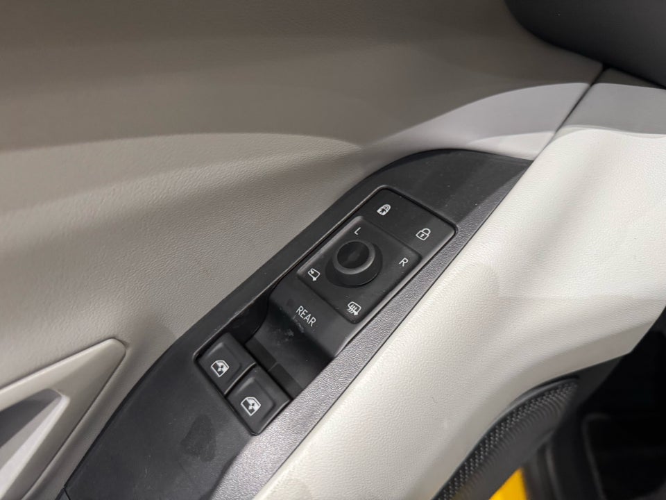 Ford Capri 77 Select Extended Range 5d