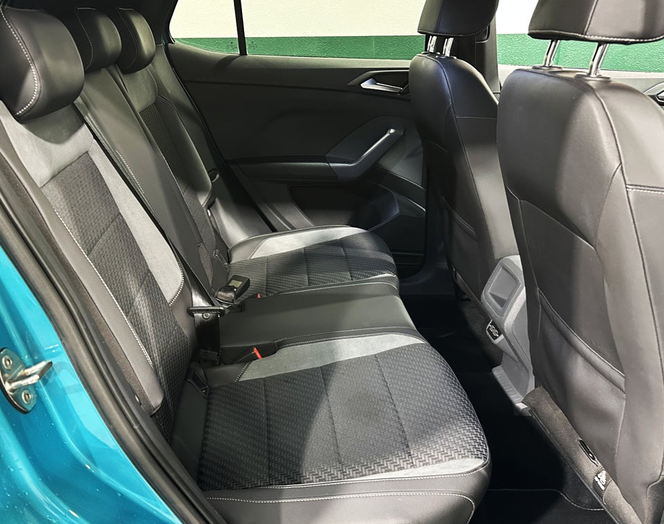 VW T-Cross 1,0 TSi 115 R-line DSG 5d
