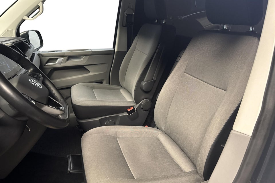 VW Transporter 2,0 TDi 204 Kassevogn DSG kort