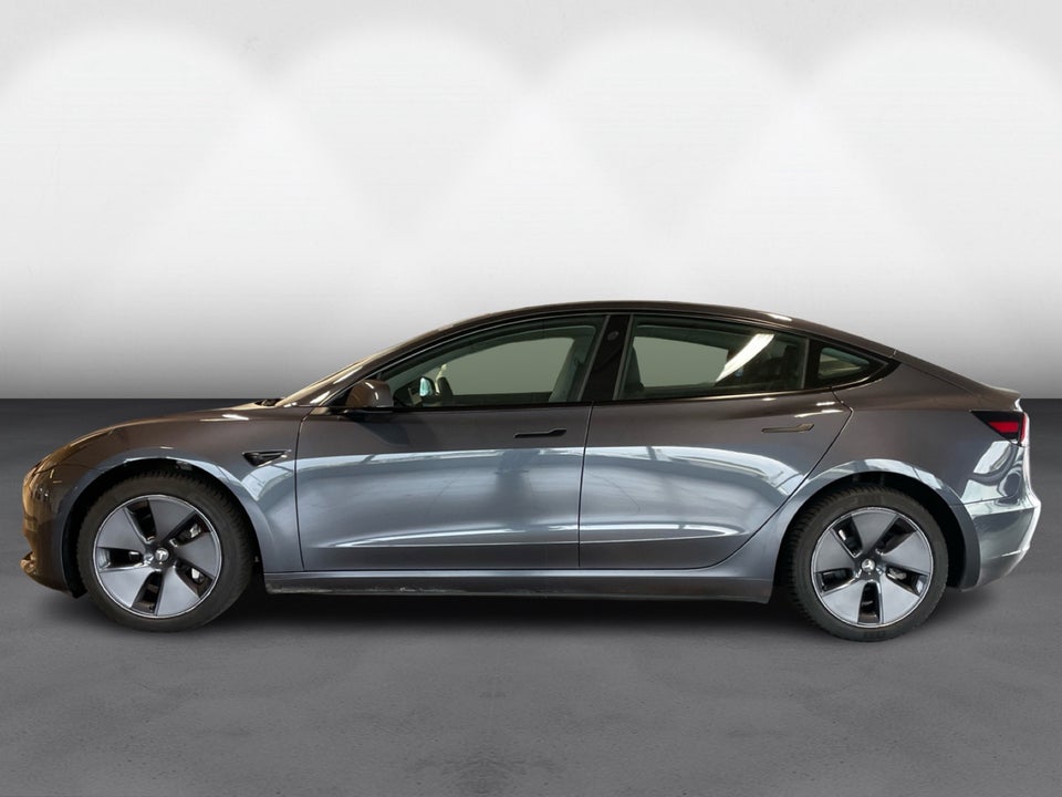 Tesla Model 3 RWD 4d