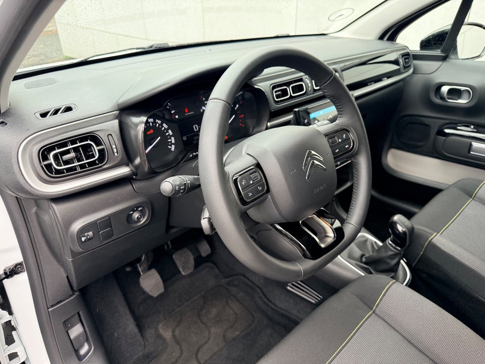 Citroën C3 1,2 PureTech 83 Shine 5d