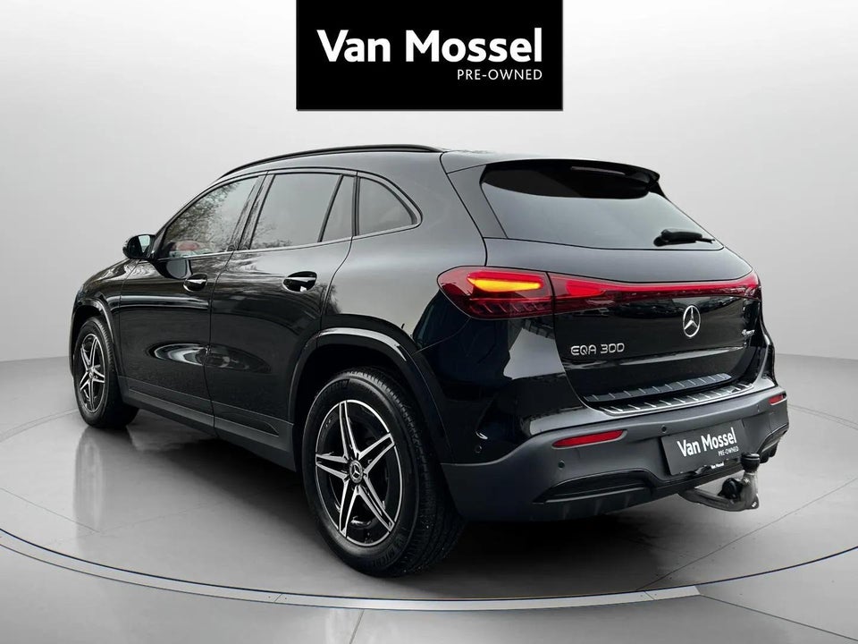 Mercedes EQA300 AMG Line 4Matic 5d