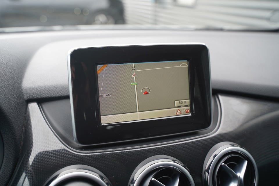 Mercedes B200 1,6 BE 5d