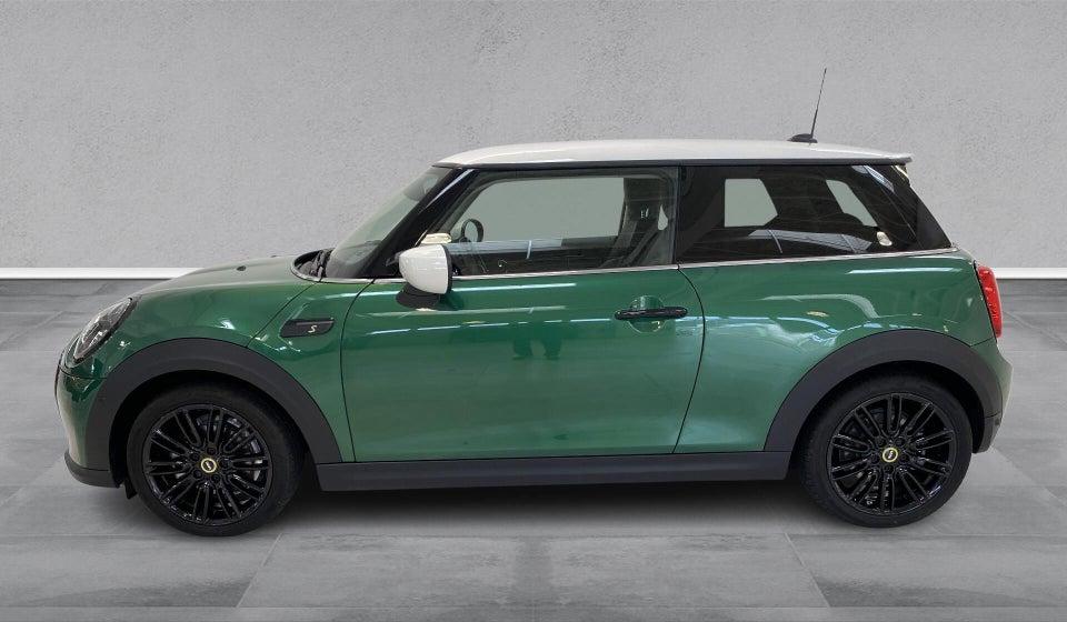MINI Cooper SE Classic Trim 3d