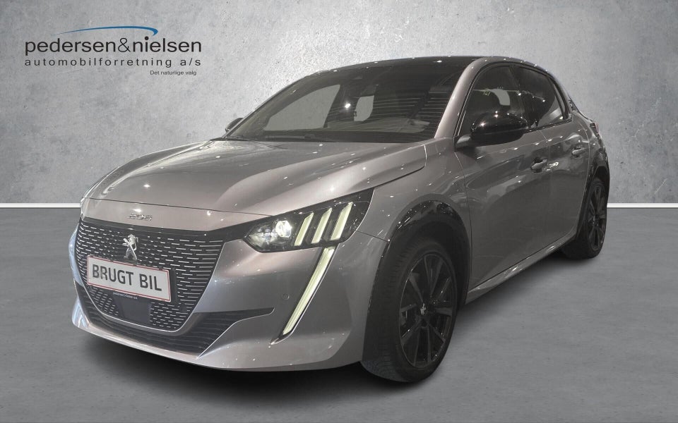 Peugeot e-208 50 GT 5d