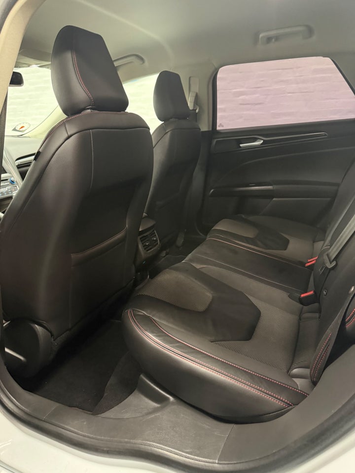 Ford Mondeo 2,0 TDCi 180 ST-Line stc. aut. 5d