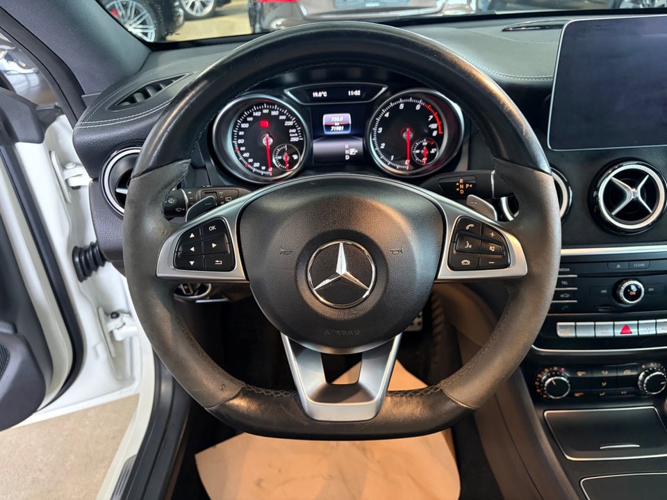 Mercedes CLA200 1,6 AMG Line Shooting Brake aut. 5d