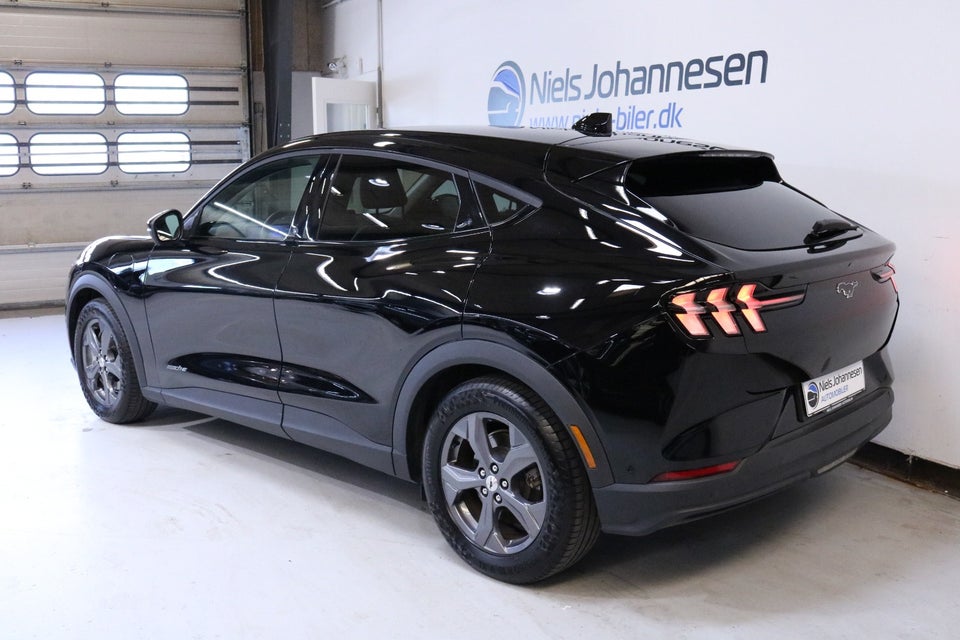 Ford Mustang Mach-E 70 Standard Range 5d